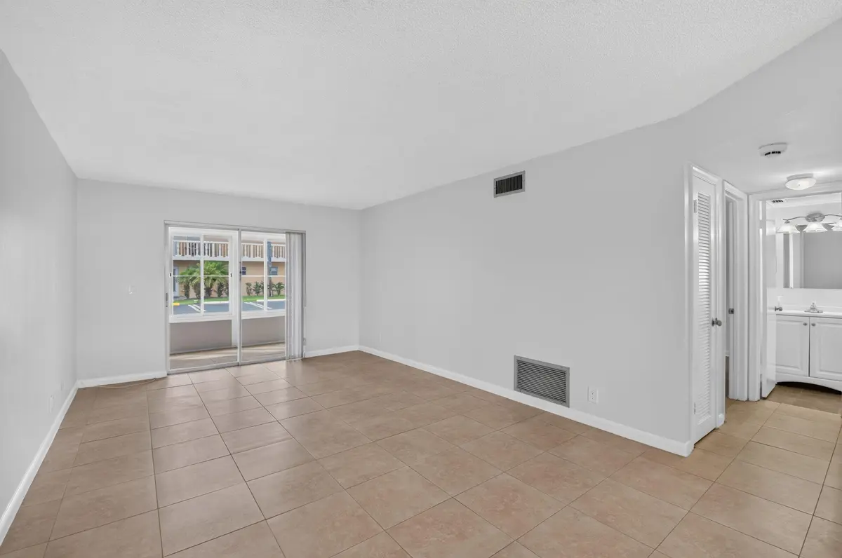 8-web-or-mls-DSC_8165 at 2192 NE 1st Way 104, Boynton Beach