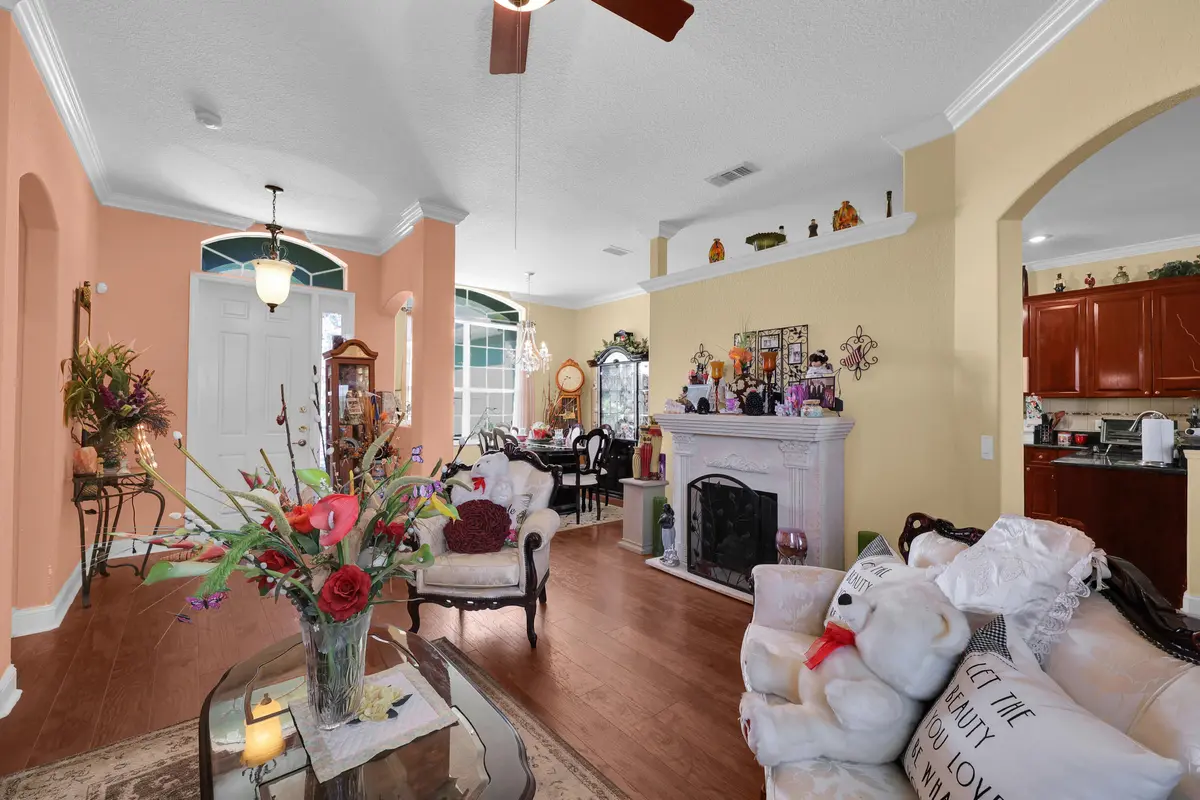 8_0s9a0195 at 1885 SW ALTMAN Avenue, Port St. Lucie