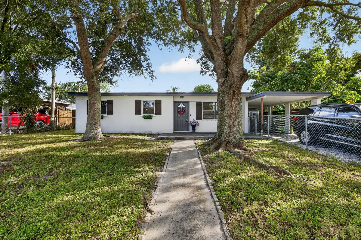 2-web-or-mls-_14A3359 at 3842 Ocala Road, Lake Worth