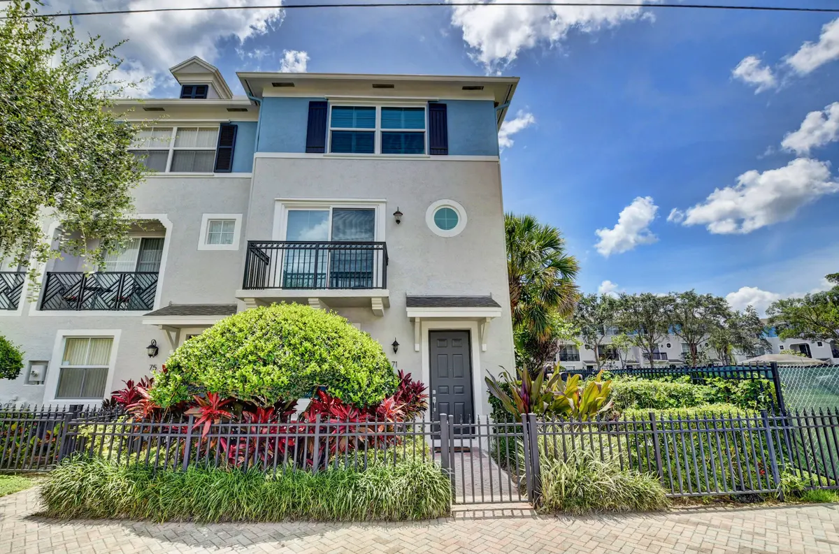 DSC_10001 (484)_5)_6)_7)_8) at 71 NW 4th Avenue, Delray Beach