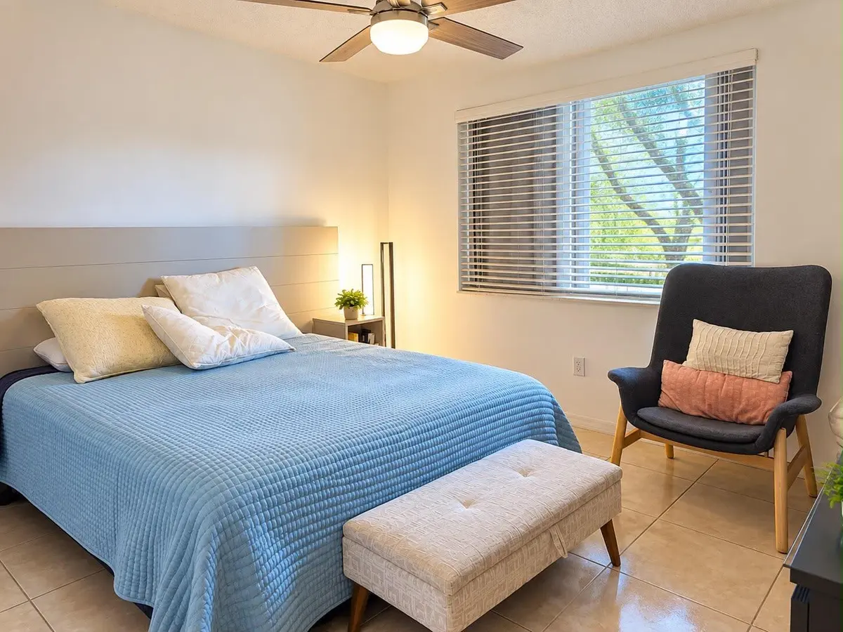 2d46dd29-c678-4a28-bdc7-ce8c04631d0f at 9470 TANGERINE Place 203, Davie