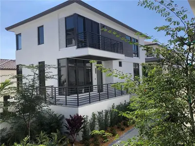 8243 NW 48th Street, Doral – Single Family Residence for sale