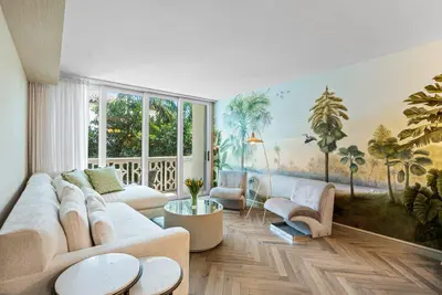 227 BRAZILIAN Avenue 0050, Palm Beach – Condominium for rent
