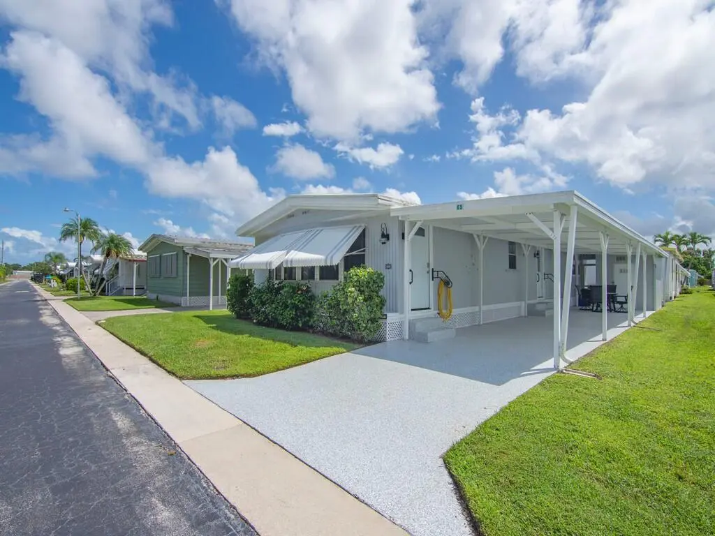 Front of Structure at 4800 SE FEDERAL HWY Highway 65, Stuart