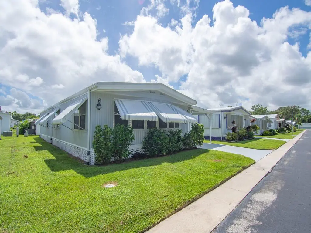 Front of Structure at 4800 SE FEDERAL HWY Highway 65, Stuart