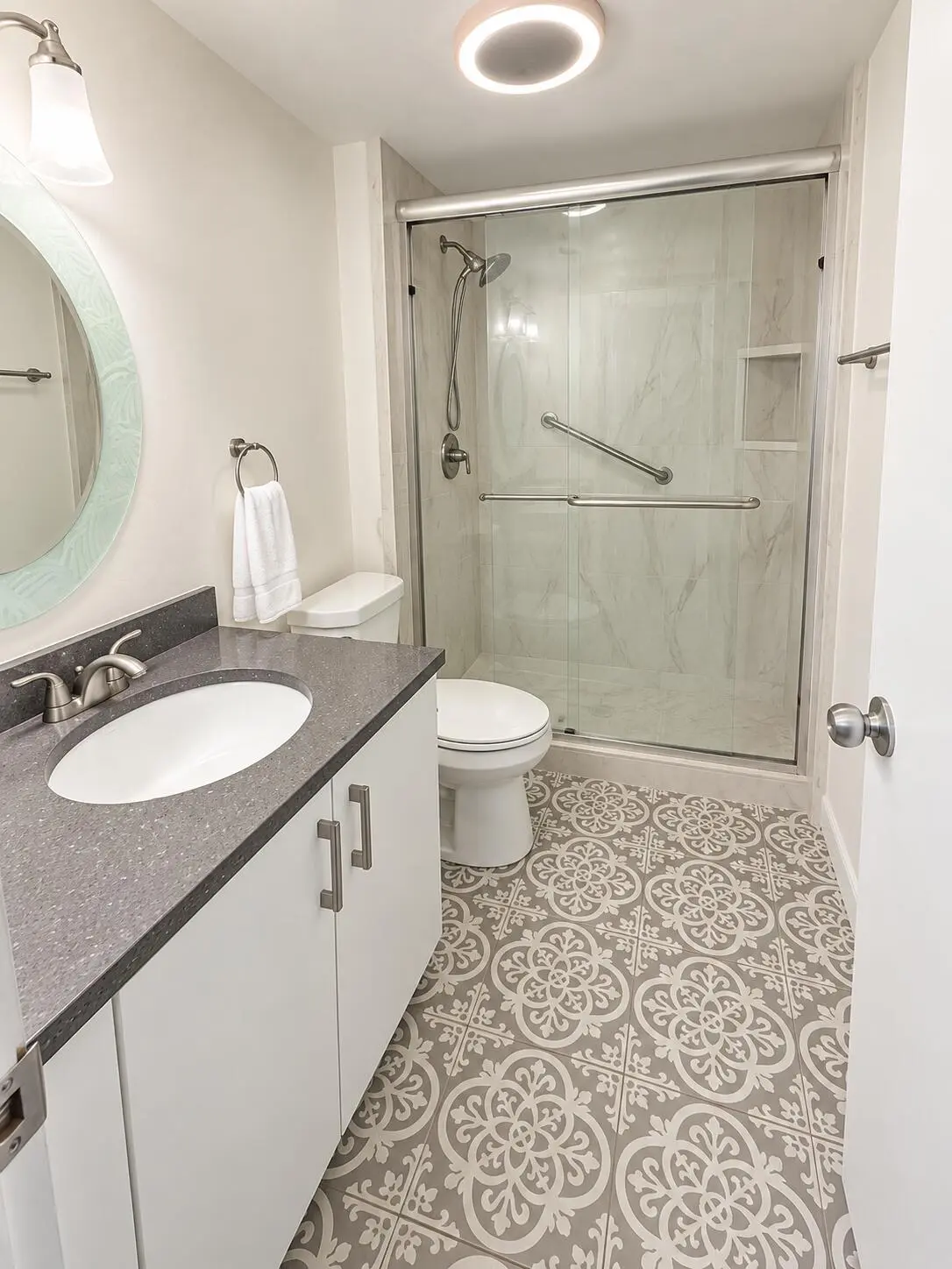 2nd bath virtual at 20355 NE 34 Court 828, Aventura