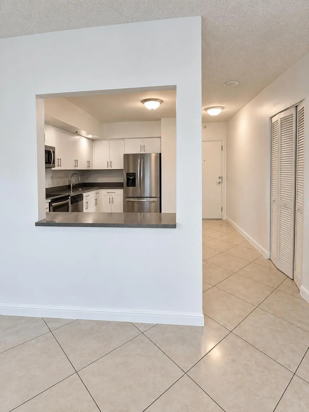 kitchen front view virtual at 20355 NE 34 Court 828, Aventura