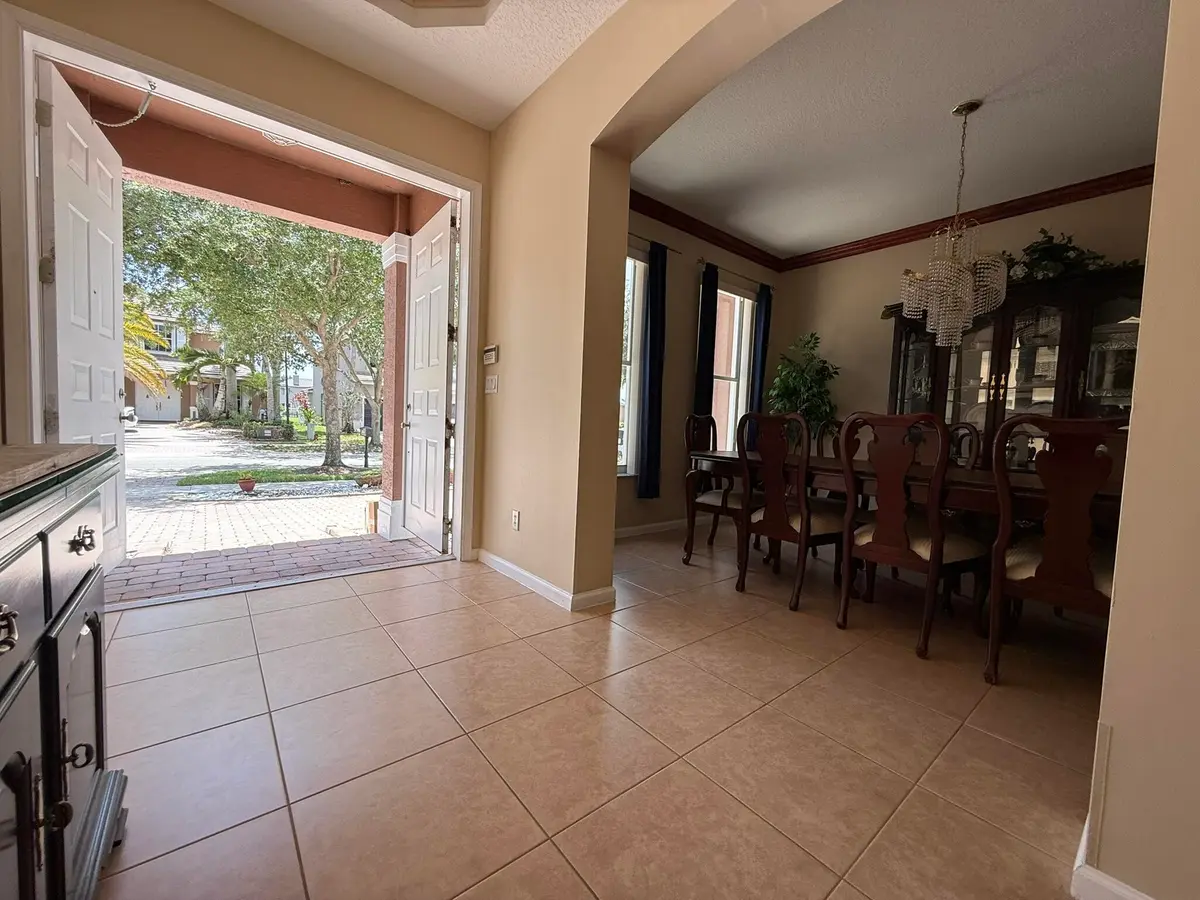 Entry Dining Room at 9563 SEDGEWOOD Drive, Lake Worth