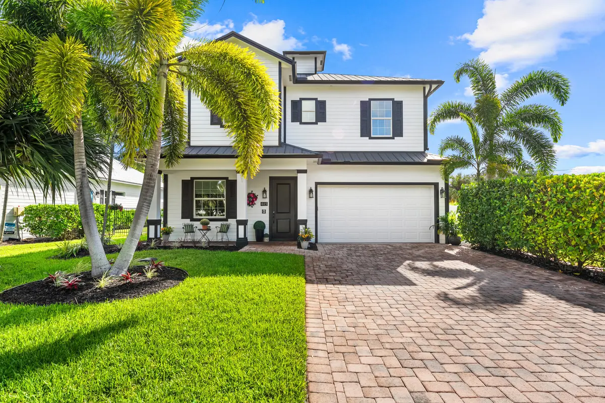 A7R00478 at 405 SE COCONUT Avenue, Stuart