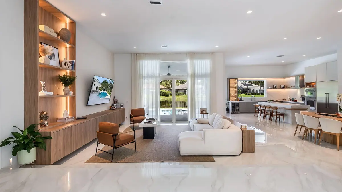 24-web-or-mls-DSC08359 at 2678 MEADOWOOD Drive, Weston