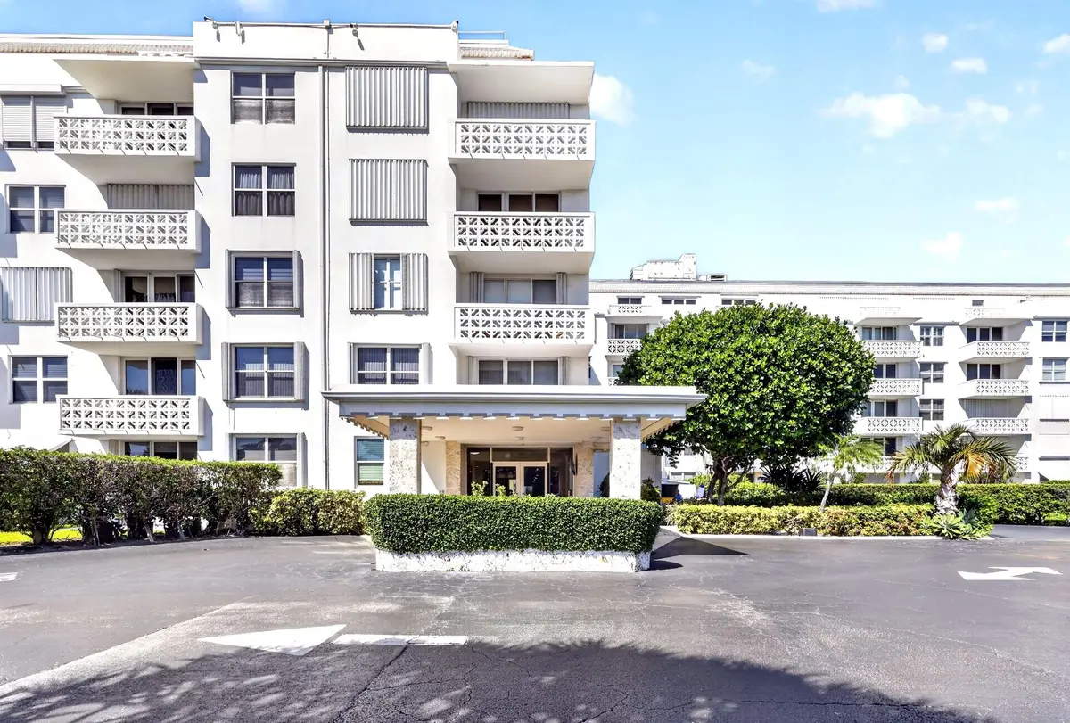1-web-or-mls-_14A2868 at 2840 S OCEAN Boulevard 3070, Palm Beach
