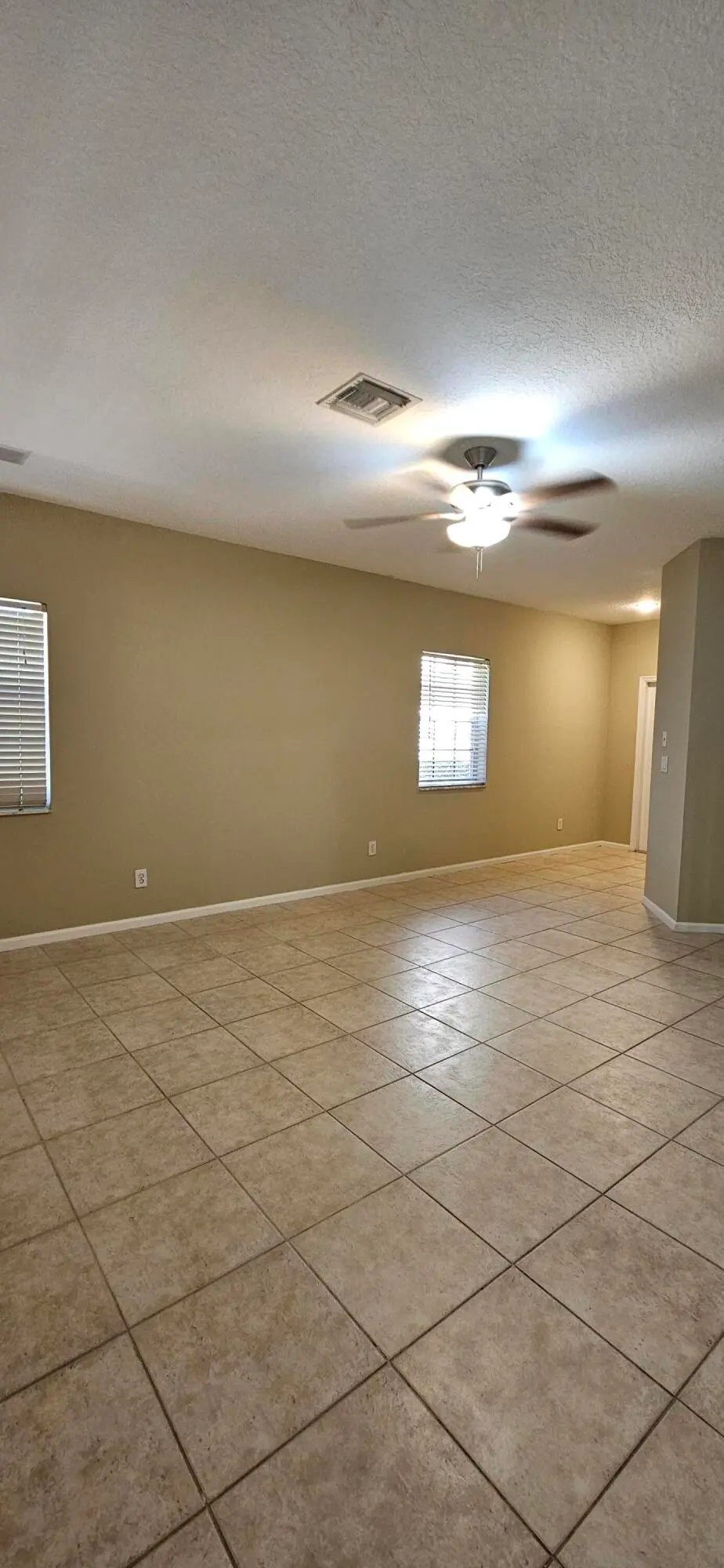 20260927_122755 at 754 NW 126TH Avenue, Coral Springs