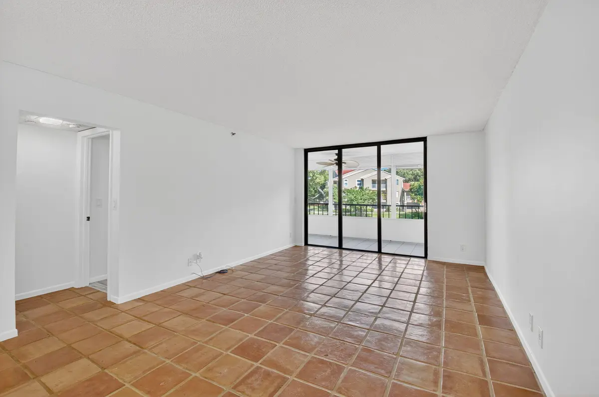 6-web-or-mls-060_DSC_0356 at 1850 Homewood Boulevard 2140, Delray Beach