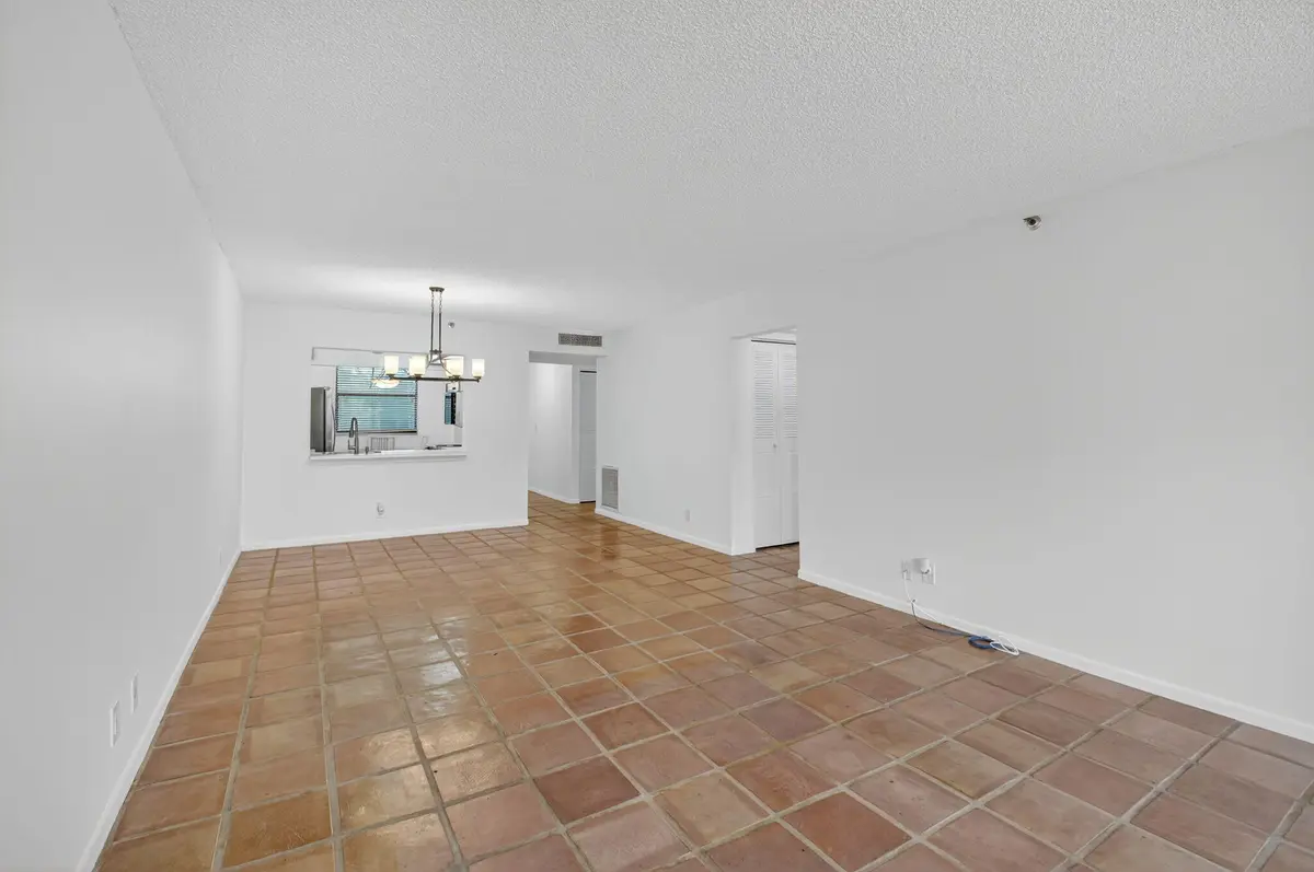 7-web-or-mls-061_DSC_0361 at 1850 Homewood Boulevard 2140, Delray Beach