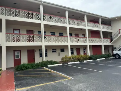 4730 NW 10TH Court 112, Plantation – Apartment for rent