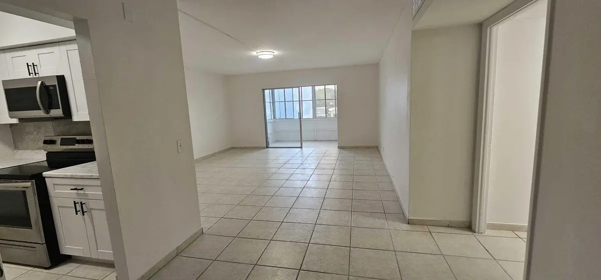 12005 POINCIANA Boulevard 102, Royal Palm Beach, FL – photo 6