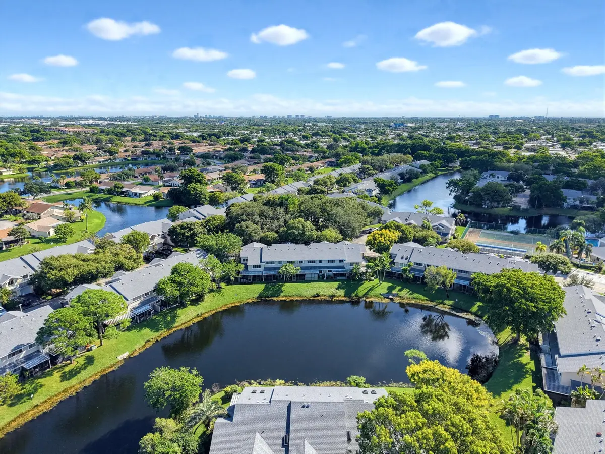 DJI_20260924100551_0797_D at 2276 DISCOVERY Circle 2276, Deerfield Beach