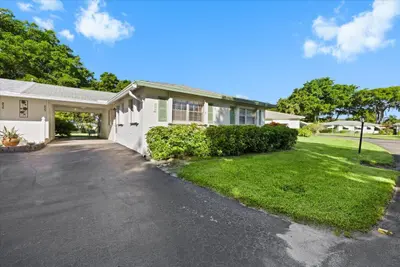 853 Meadowlark Lane 853, Delray Beach – Condominium for sale