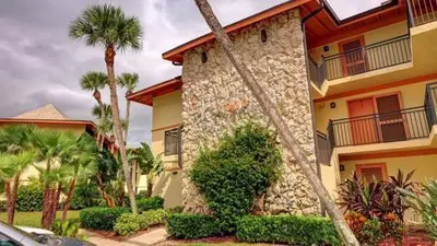 2400 S Ocean Drive 1113, Fort Pierce – Condominium for sale