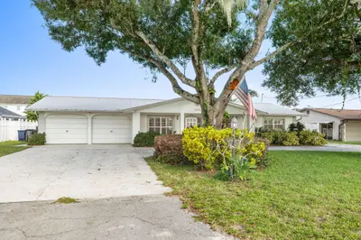 3324 Sunrise Boulevard, Fort Pierce – Single Family Residence for sale