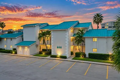 2400 S Ocean Drive 631, Fort Pierce – Condominium for sale
