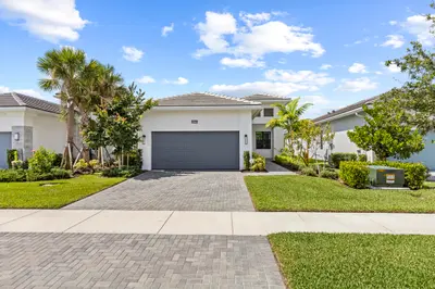 15860 KEY BISCAYNE Lane, The Acreage – Single Family Residence for sale