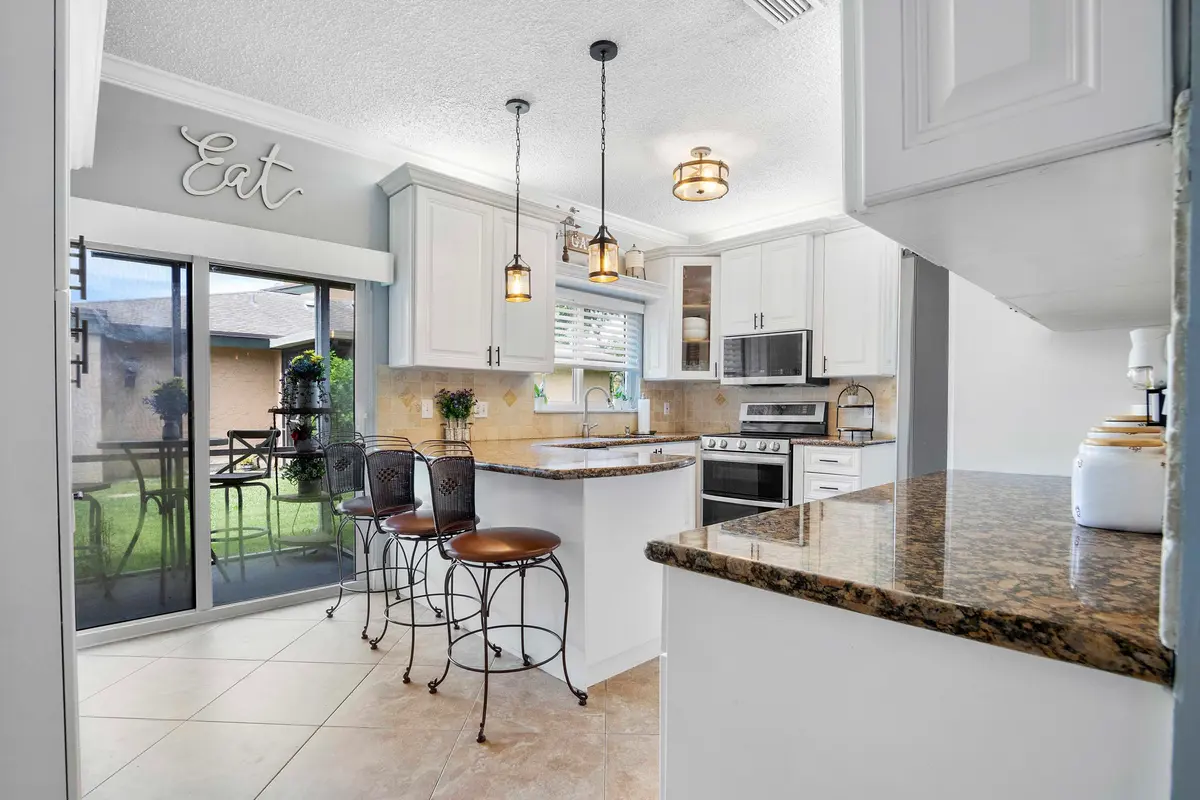 8059 Buttonwood Cir_022 at 8059 BUTTONWOOD Circle, Tamarac