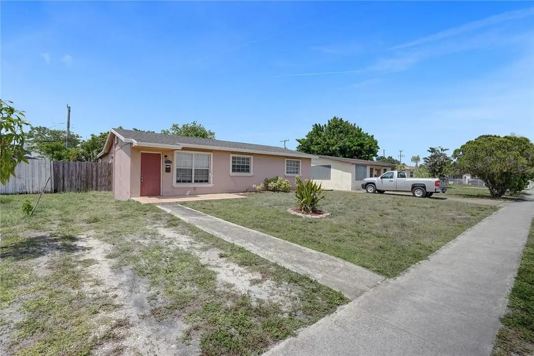 Photo 3 at 7741 NW 33RD Street, Davie