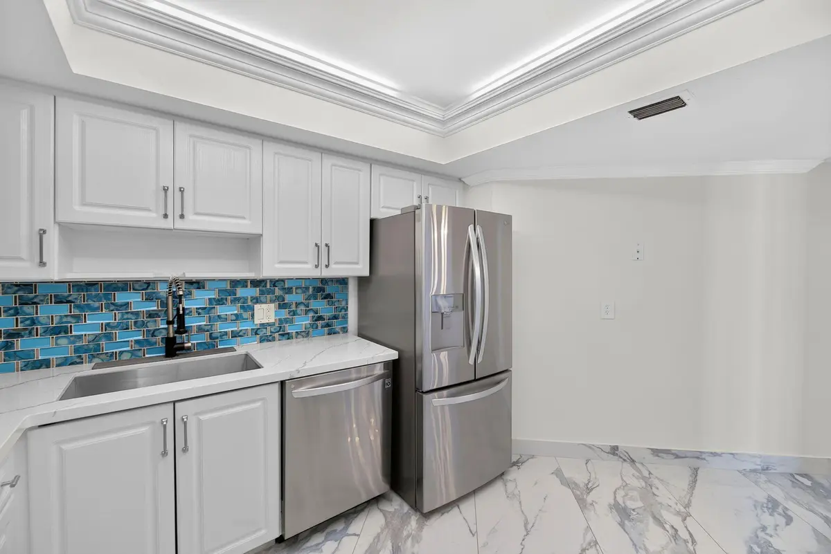 6-web-or-mls-IMG_2661 at 3610 S Ocean Boulevard 409, South Palm Beach