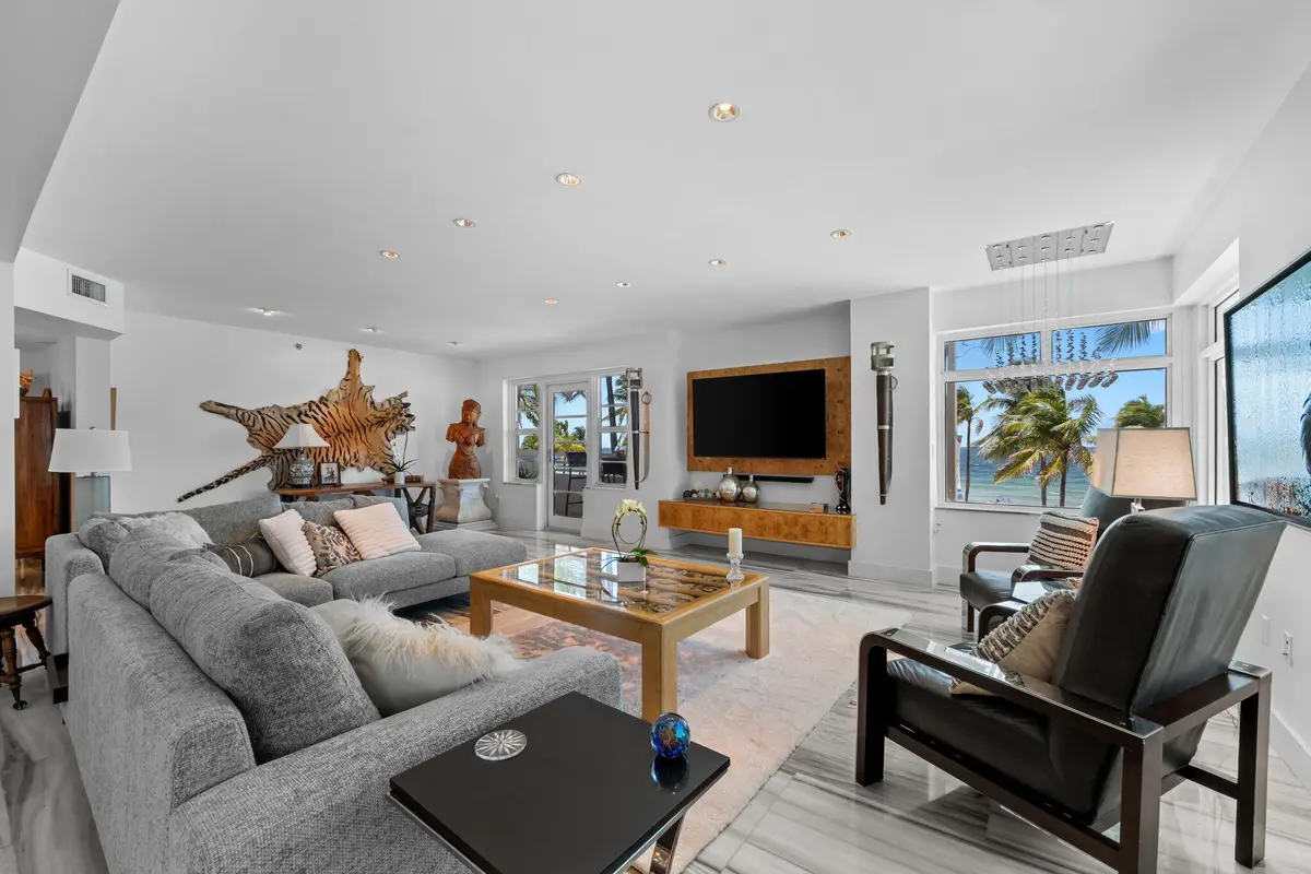 Living Room at 101 S Fort Lauderdale Beach Boulevard 208, Fort Lauderdale