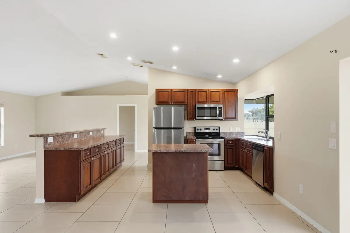 40-web-or-mls-682_SW_Jacoby_Ave_09338 at 682 SW JACOBY Avenue, Port St. Lucie
