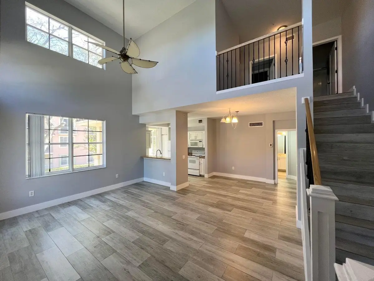 20220203012947460101000000-o at 1116 University Boulevard 21, Jupiter