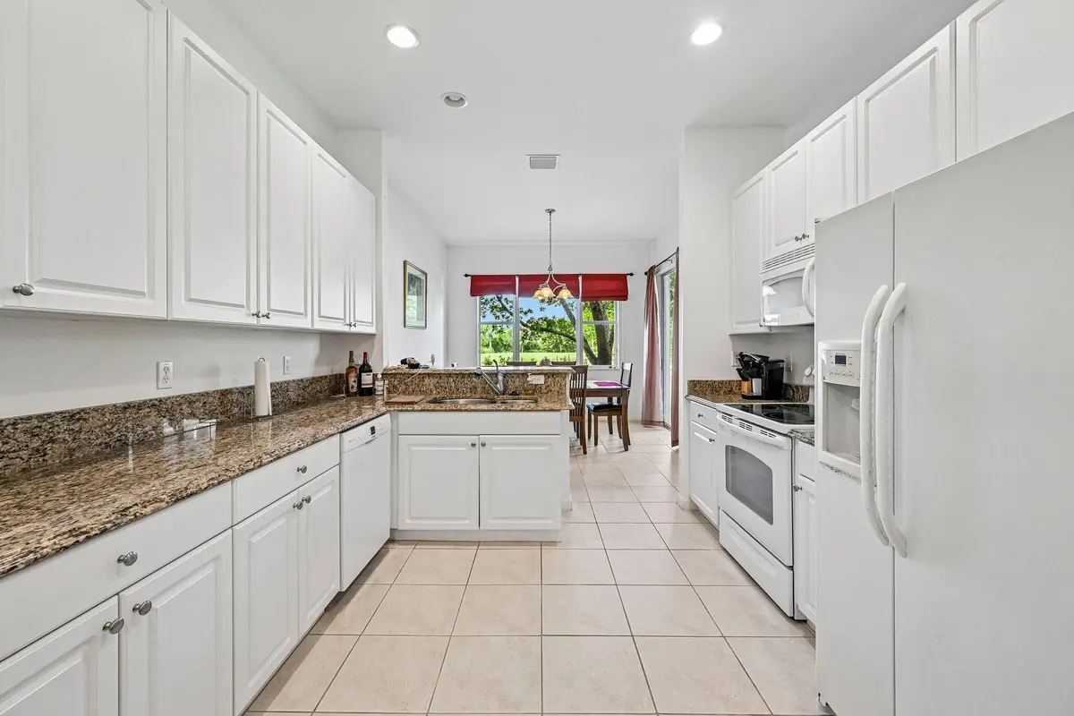 Kitchen at 2894 SW CEDAR DUNES Drive, Port St. Lucie
