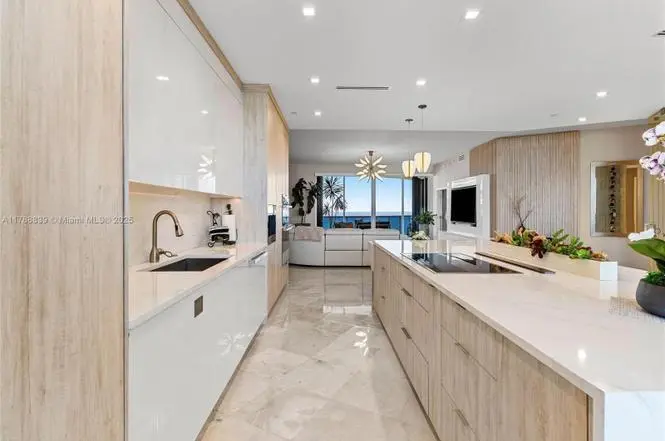 genMid.11_2 at 3100 N Ocean Boulevard 2603, Fort Lauderdale