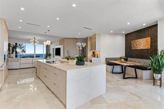 genMid.7_2 at 3100 N Ocean Boulevard 2603, Fort Lauderdale