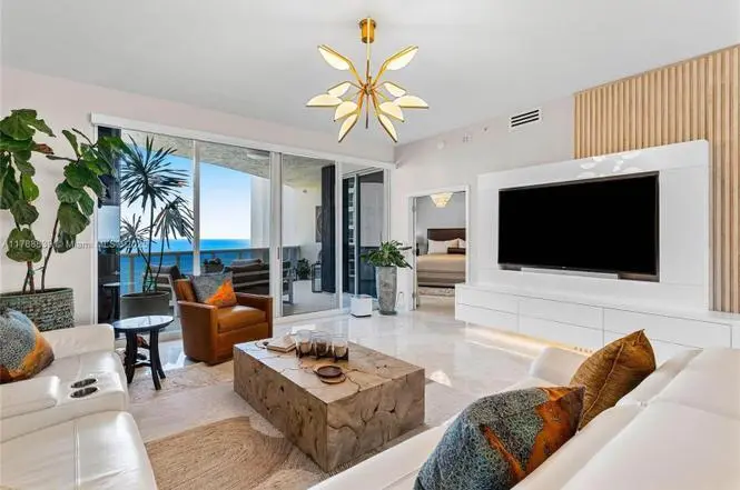 genMid.16_2 at 3100 N Ocean Boulevard 2603, Fort Lauderdale