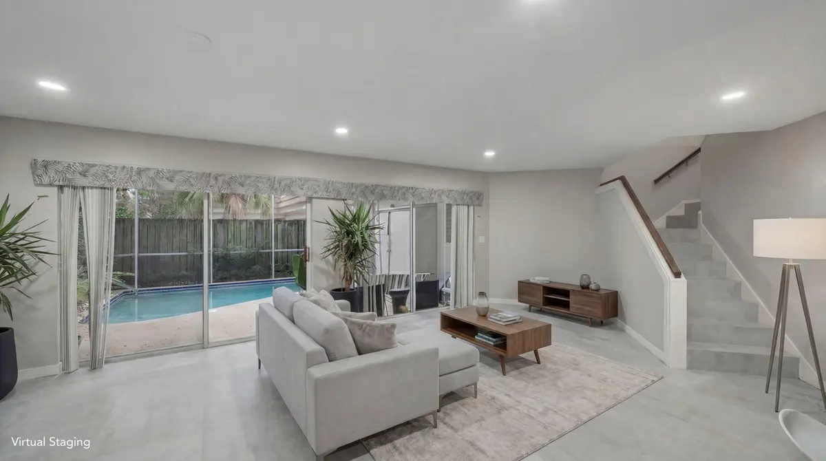 Virtual Staging 2 at 4348 Hazel Avenue Unit B, Palm Beach Gardens