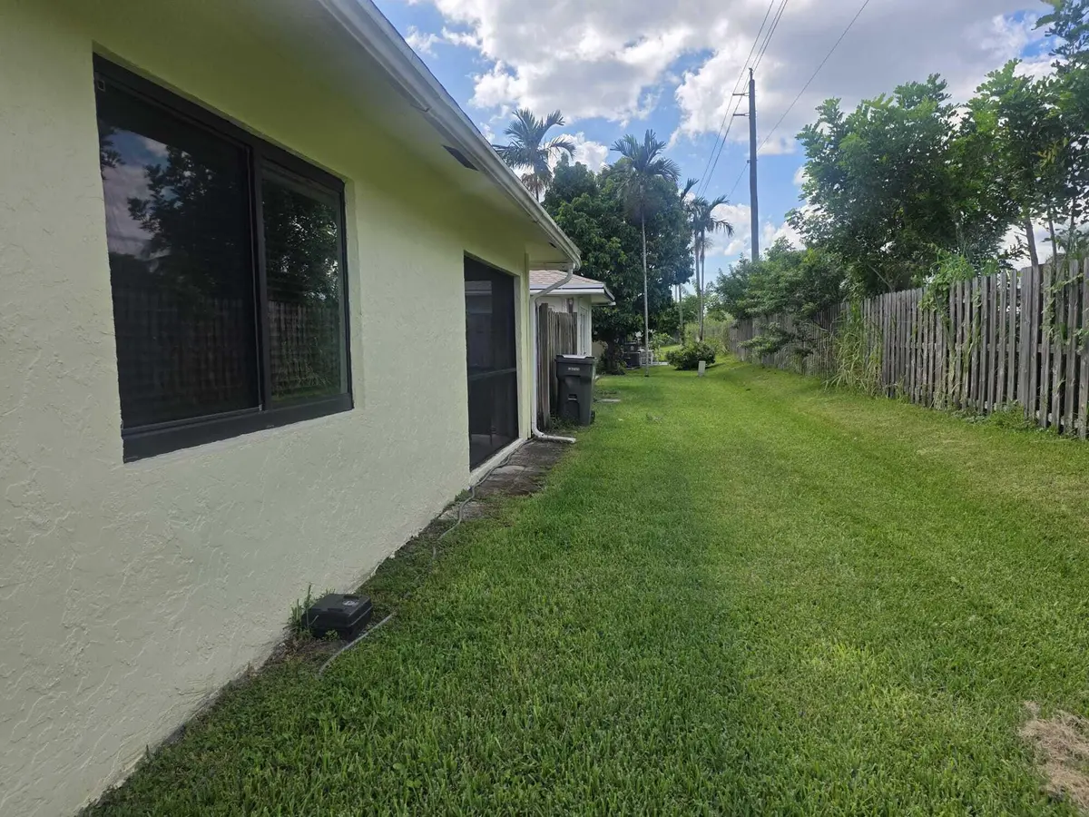WhatsApp Image 2026-09-27 at 1.36.33 PM at 4941 Luqui Court, West Palm Beach