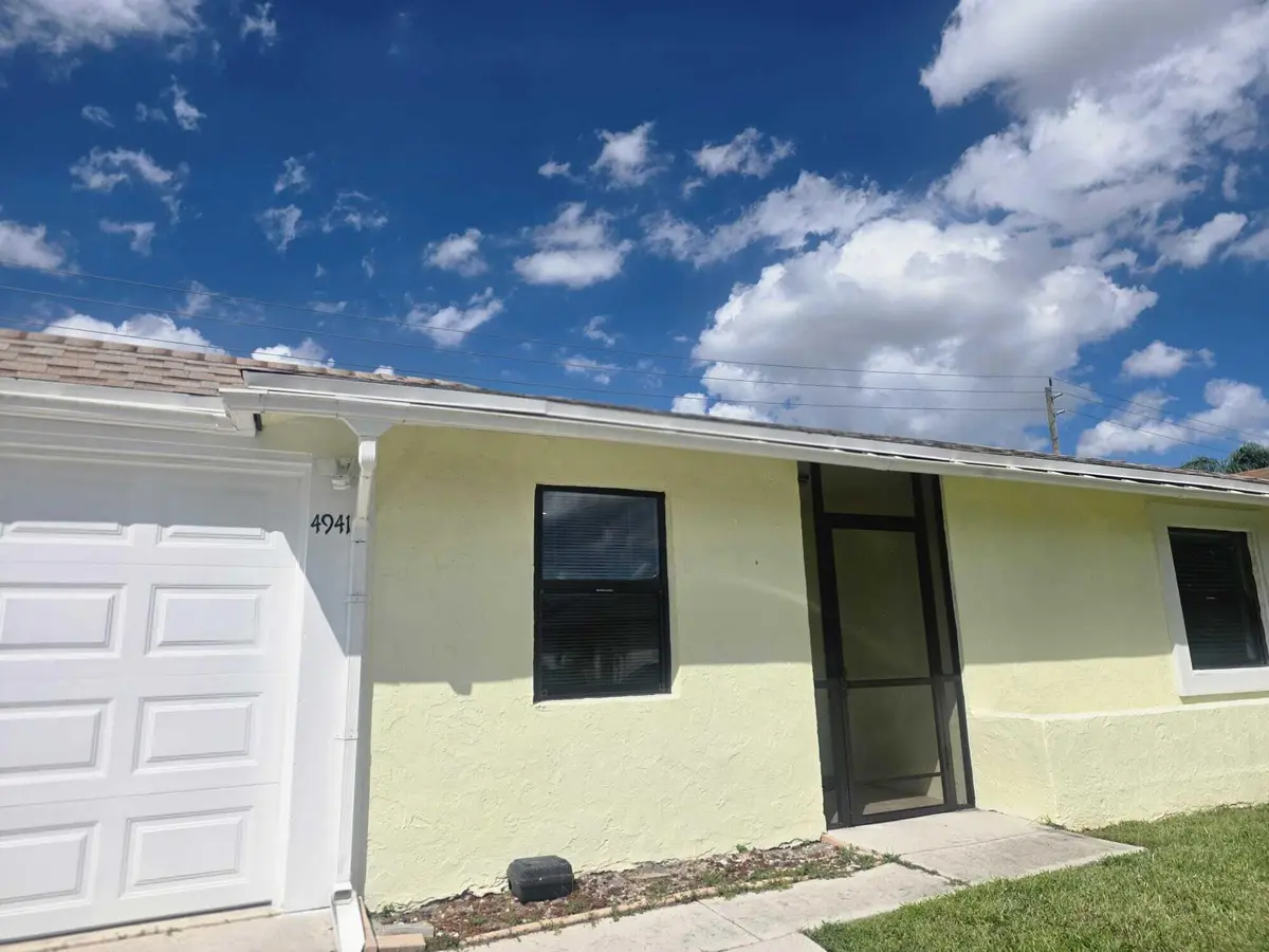WhatsApp Image 2026-09-27 at 1.36.31 PM at 4941 Luqui Court, West Palm Beach
