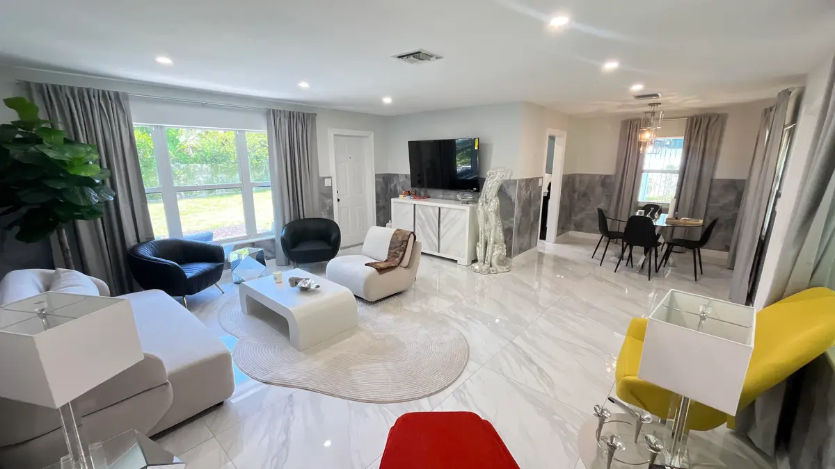IMG_5131 at 2957 NW 6TH Avenue, Wilton Manors