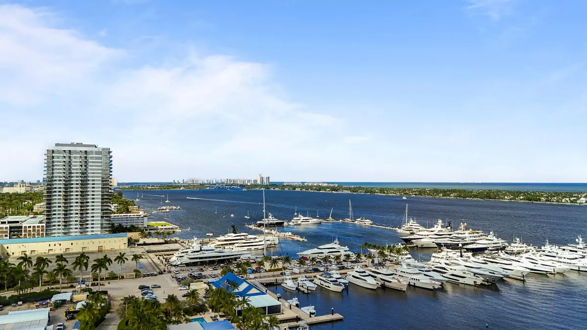 DJI_20260925152213_0083_D at 3940 N Flagler Drive 203, West Palm Beach