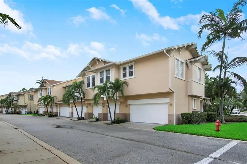 880 Millbrea Ct unit #1 at 880 Millbrae Court 1, West Palm Beach