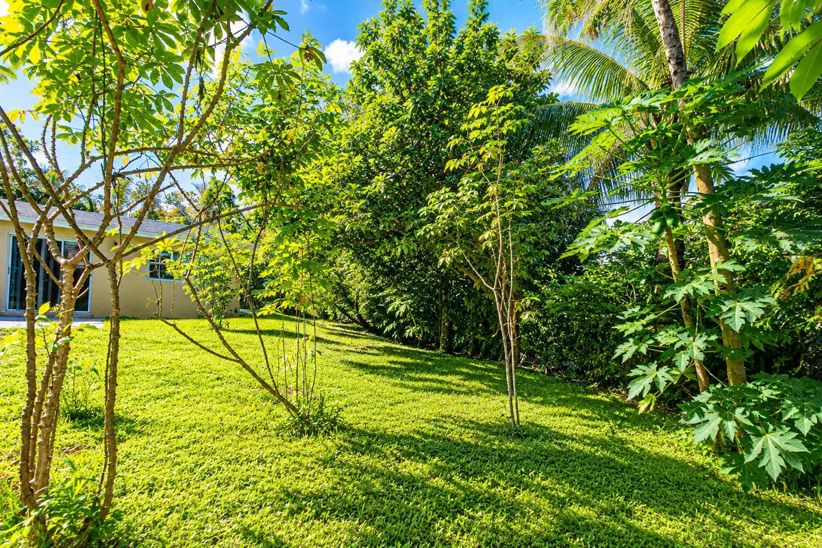 639 MADELINE Court, West Palm Beach, FL – photo 4
