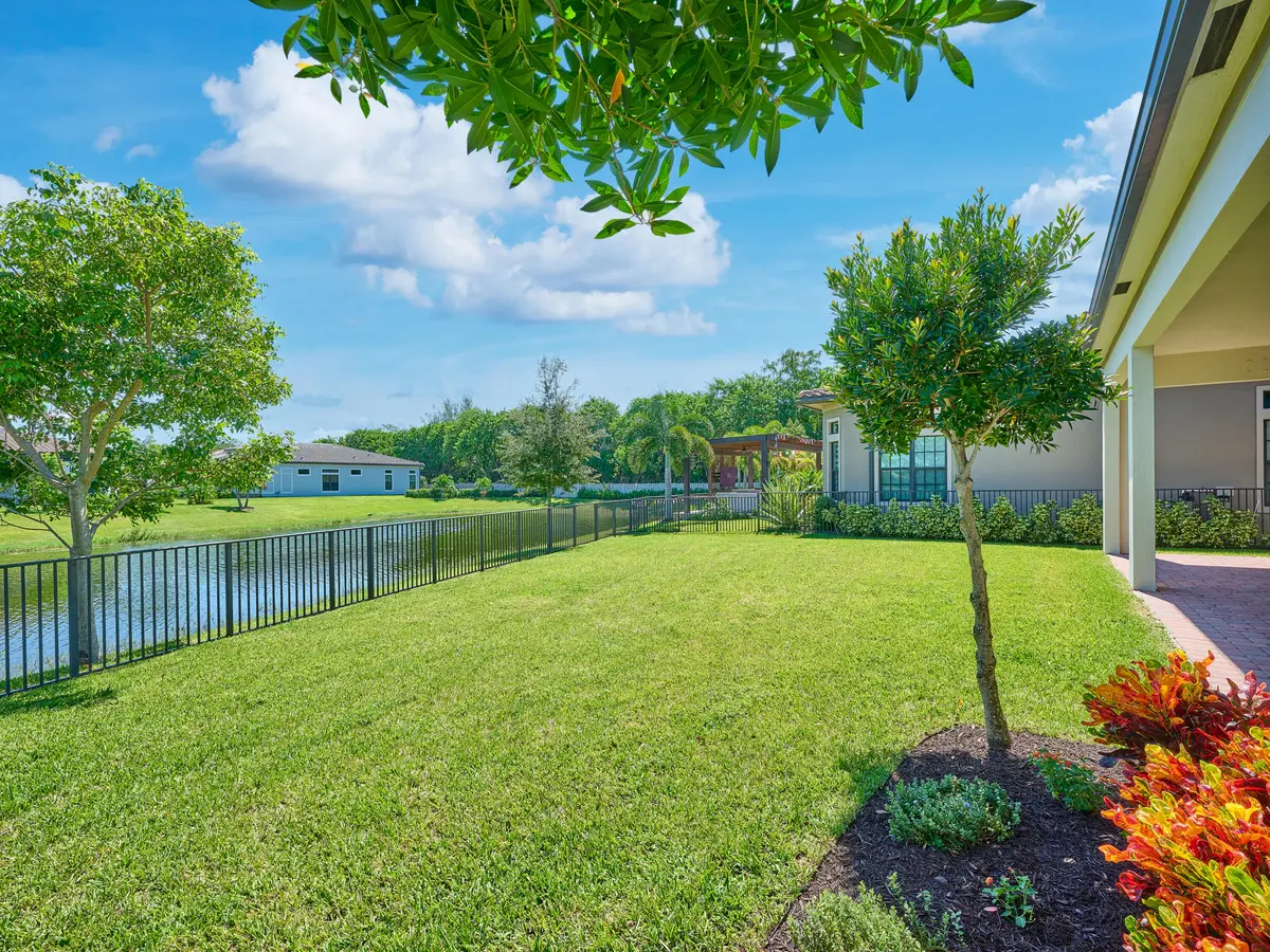 C PYL 0019 at 7832 DEER LAKE Court, Parkland