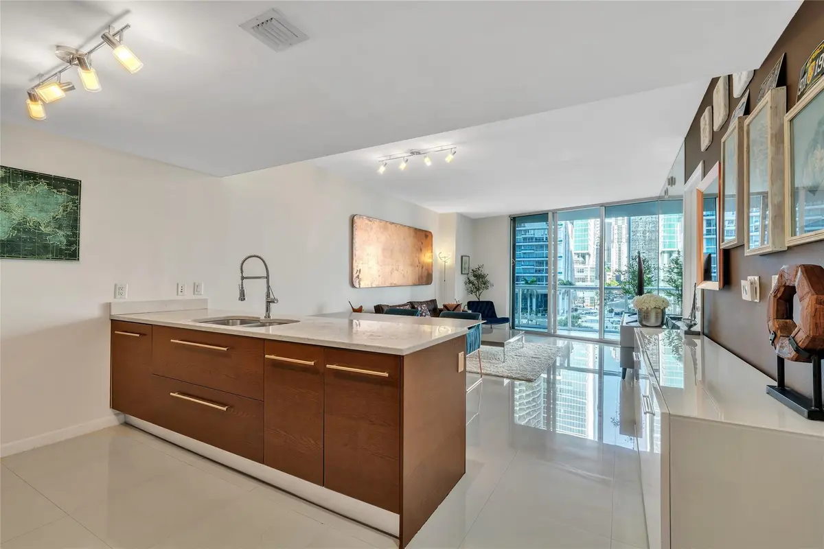 Photo 2 at 475 BRICKELL Avenue 512, Miami
