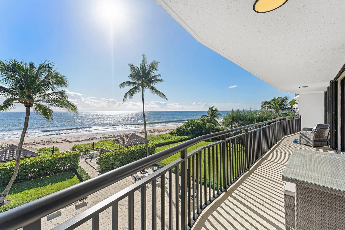 030-3951NorthOceanBoulevard-302-DelrayBe at 3951 N OCEAN Boulevard 302, Delray Beach