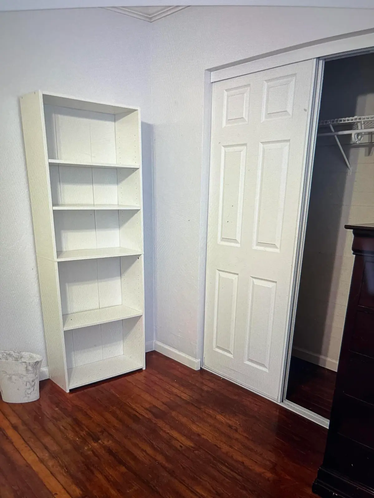 Room 2 at 815 BRIGGS Street, West Palm Beach