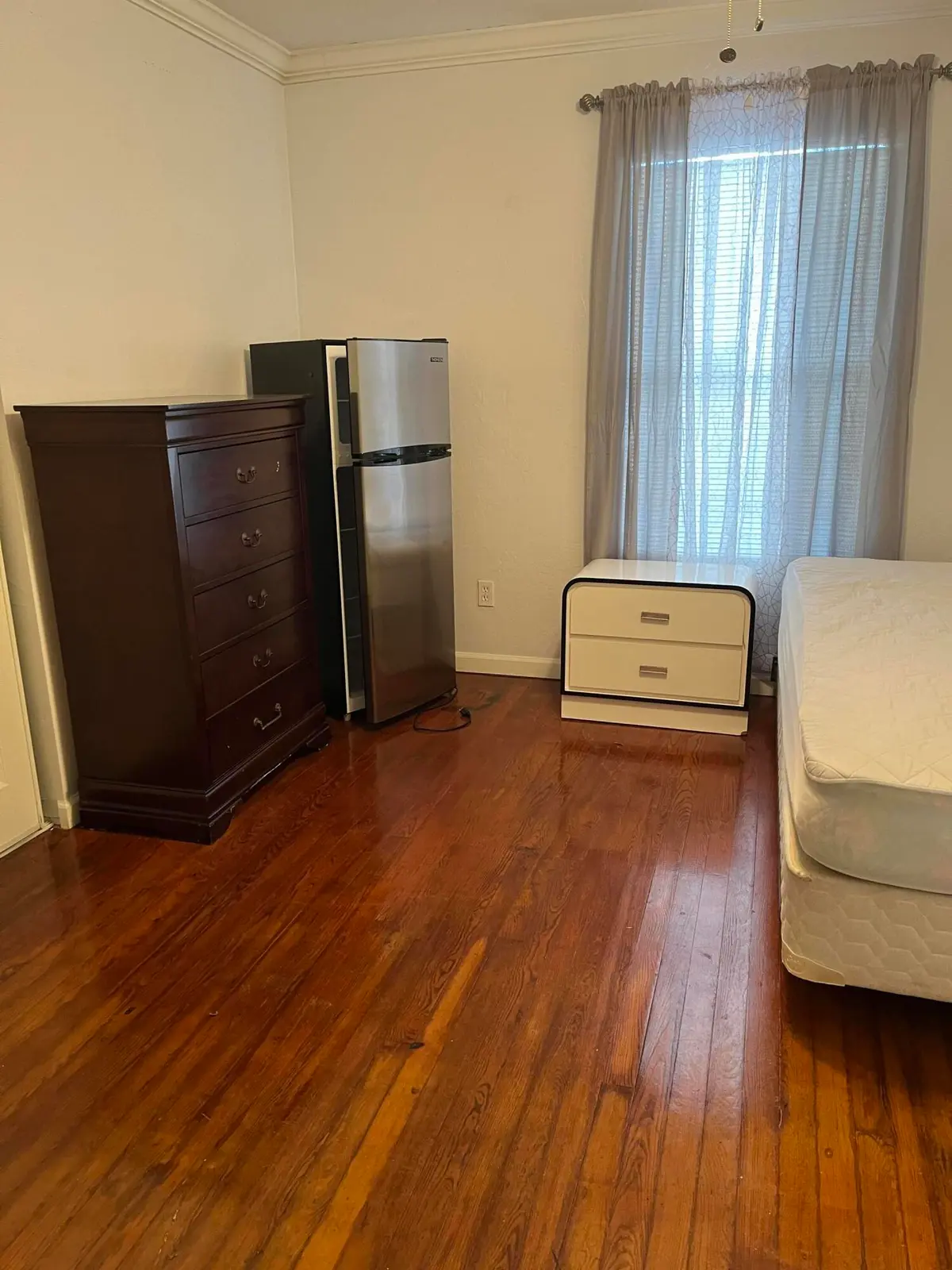 Room 2 at 815 BRIGGS Street, West Palm Beach
