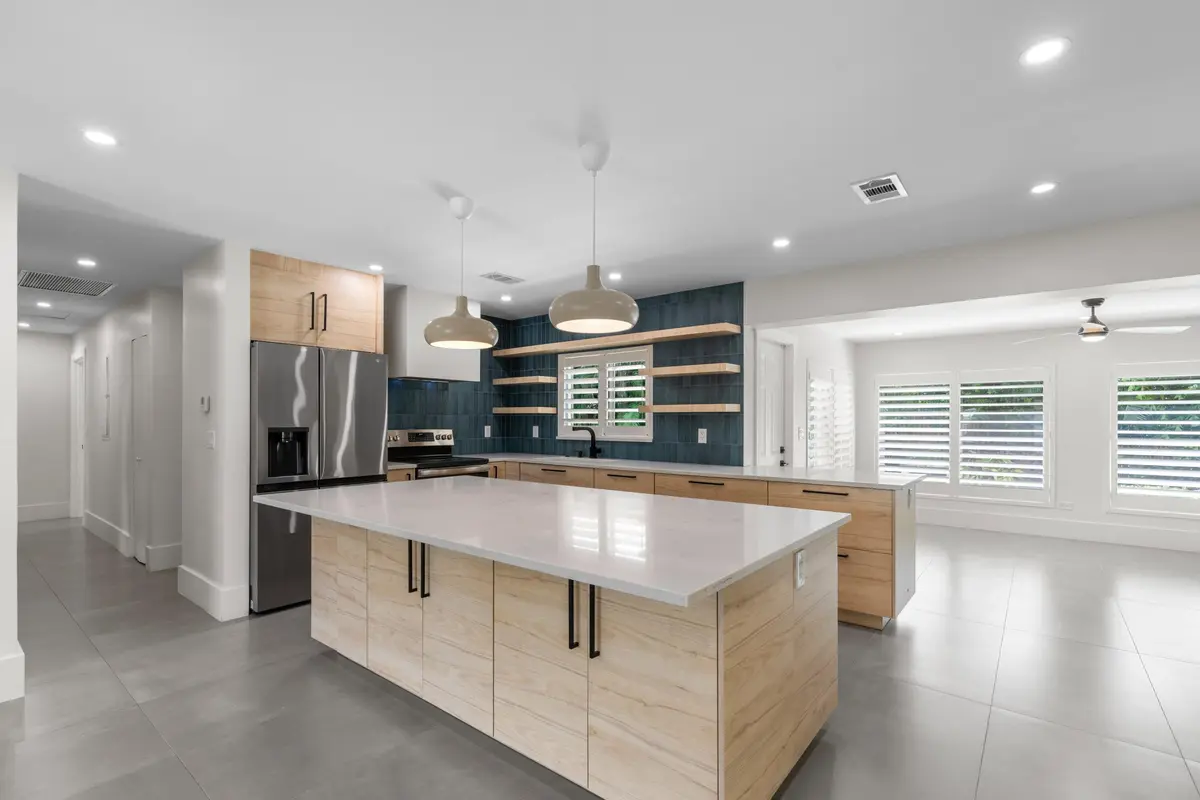 Kitchen at 450 NE 5TH Circle, Boca Raton