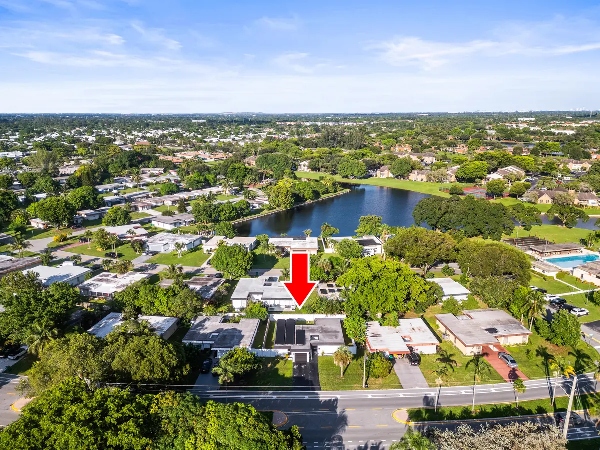 5_--5 at 6408 Brookwood Boulevard, Tamarac